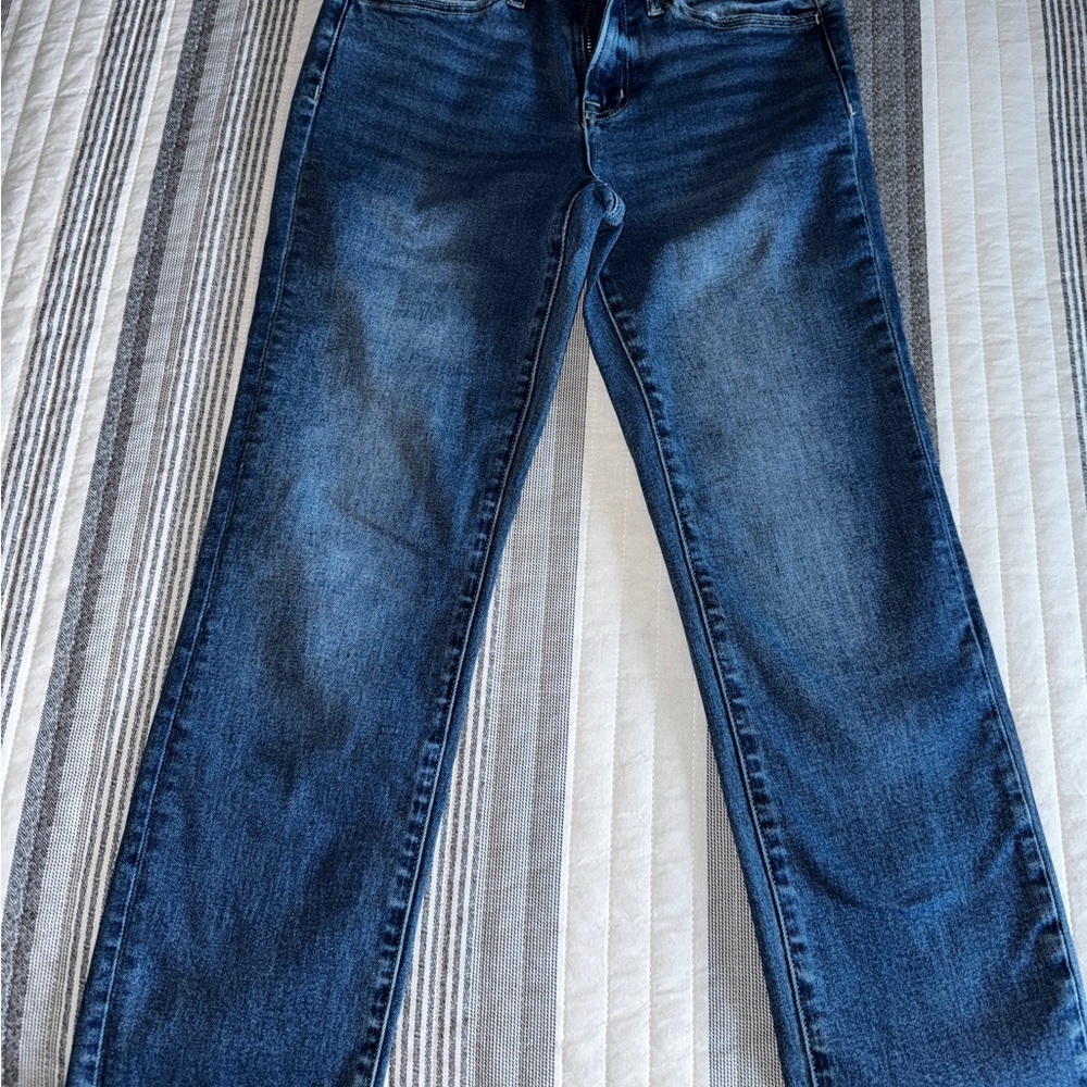 Vervet Ankle Cropped Jeans with Natural Fading
